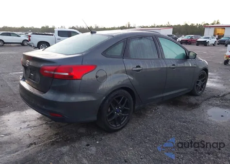 2016 Ford Focus Se z USA, uszkodzony, nr VIN 1FADP3F21GL356625